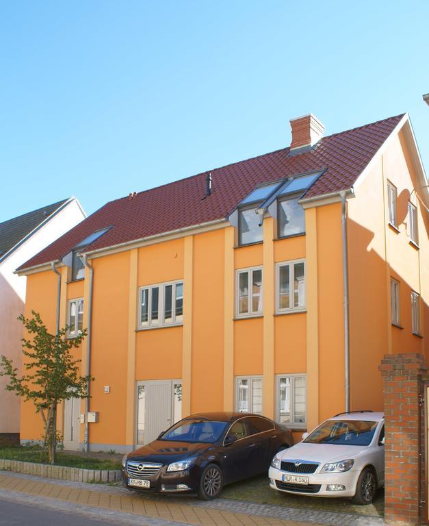 Apartment Yachthafen Waren المظهر الخارجي الصورة
