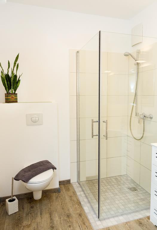 Apartment Yachthafen Waren المظهر الخارجي الصورة
